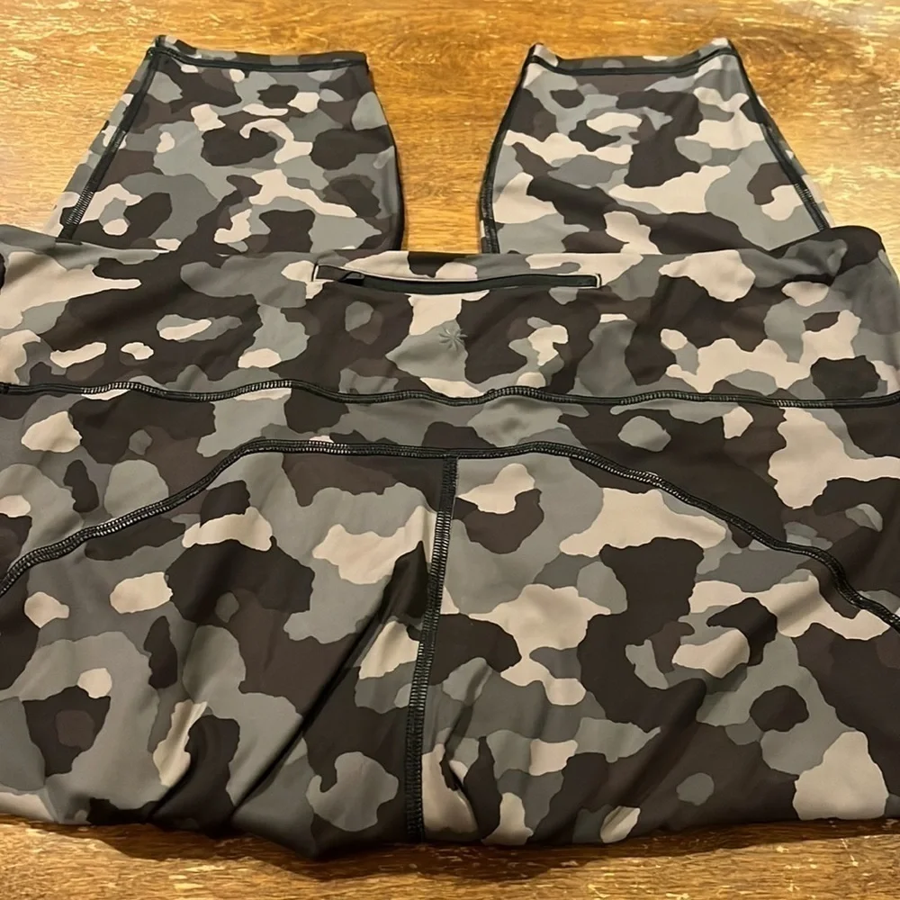Athleta Gray Camo Leggings - Picture 3 of 4